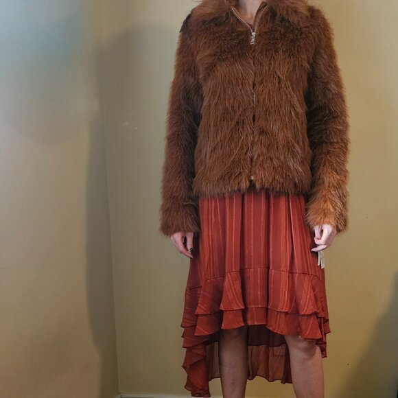 NWT Steve Madden Women's Beautiful Faux Fur Jacket - Picture 4 of 6